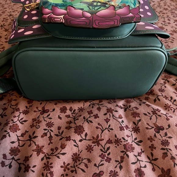 NWT Loungefly Disney Villains Ursula Crystal Ball Mini Backpack main image 11